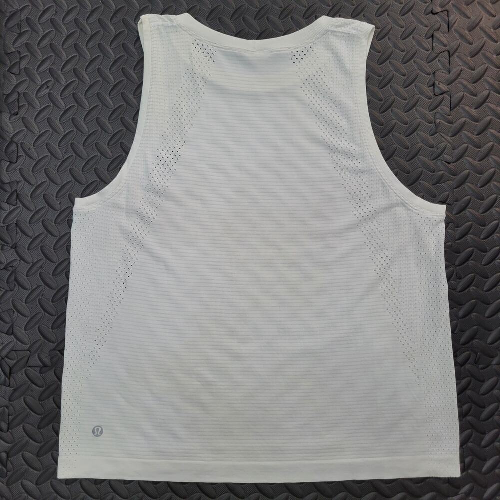 Lululemon Swiftly Tech Tank Seamless Running Top Athleisure Gym 8 Activewear